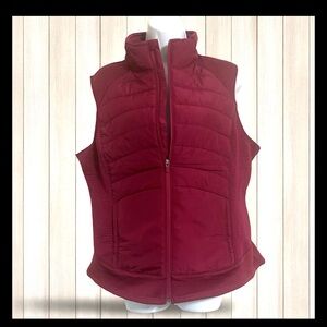 TEK GEAR WOMENS SIZE XL SANGRIA MIXED-MEDIA VEST FULL ZIP WITH POCKETS NEW TAGS